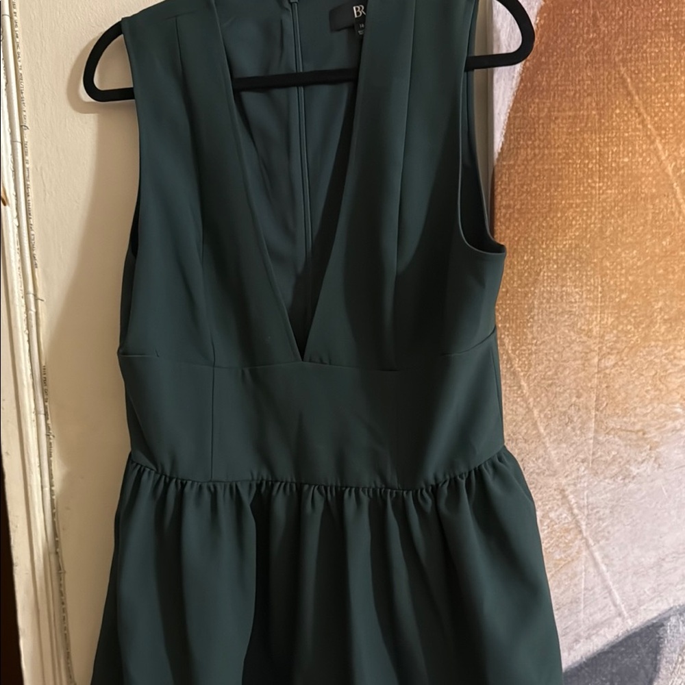 NWOT -Banana Republic Green V-neck Pleated Mini Dress